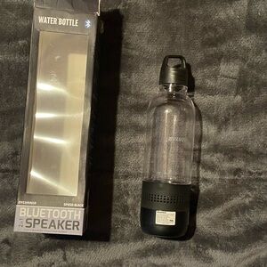 Black Bluetooth Water Bottle Speaker